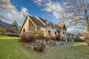 #HP La maison des Lilas Large family house sleeps 12 garden